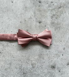  Mauve Pink Satin Bow Tie