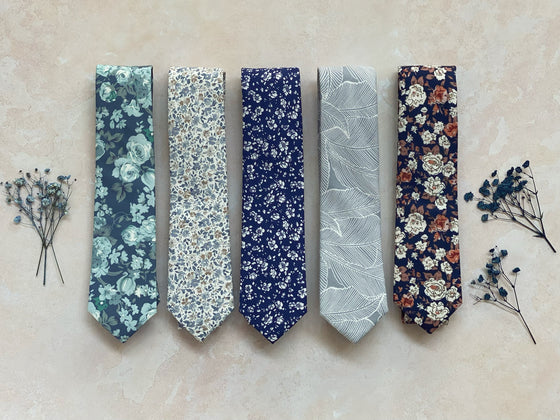 Cato Floral Cotton Neck Tie